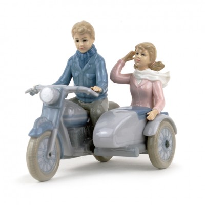 Skulptūrėlė „Kelionė motociklu“ (18x16 cm), 11703